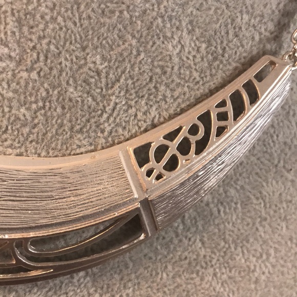 🆕 Beautiful adjustable Silver plated necklace with matching earrings. - Picture 7 of 9